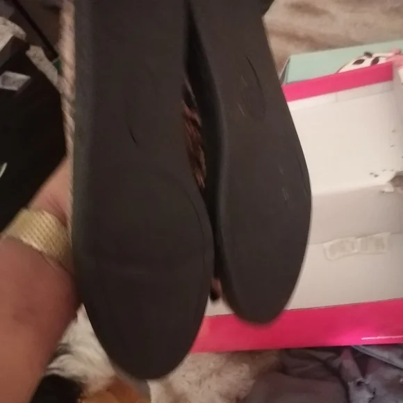 Flats - Picture 7 of 7